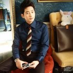 <b>젠틀</b>한 이미지의 남자 연예인