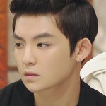 아꿀통게임중이래!!!