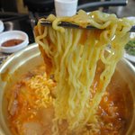 개망했네 ㅠㅠ 친구랑 이태원 <b>황소</b>고집에서 라면까지 해먹었음 ㅋㅋ