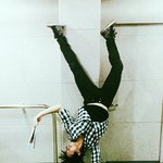 씨클라운 롬!!! 물구나무가 섹시하긴 처음<b>이얍</b>~ㅎ