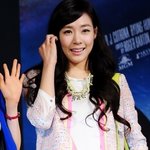 <b>흑발</b>로 돌아온 티파니?