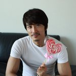송승헌이 주는 화이트데이 <b>사탕</b>!!!