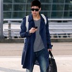 트렌치코트를 위해 태어난 거 같은 이상윤