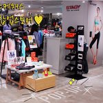 명동 롯데백화점에 오픈한 스케쳐스 팝업스토어 방문 후기! 예쁜 레깅스...