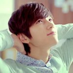 존나 김명수 <b>티저봄</b>? 인간이아님