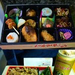 일본기차에서 파는 각 <b>지역별</b> 특산물 도시락