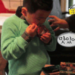 <b>야밤</b>에 초코바이를 부르는 후먹방