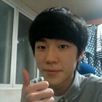 잘생긴<b>수녀</b>니에게