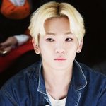 금발 5:5 가르마 하니까 완전 사막여우 돋는 어제 키