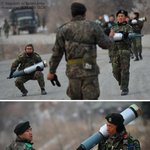 <b>군필</b>들만 보고 웃는 사진