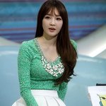 유난히 몸매 좋아 보이는 강민경 최근 코디