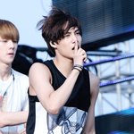 <b>종인</b>이 횽아 ㅎㅎㅎ