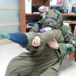<b>멀쩡</b>하게 생긴 제 친구 하는짓은 또라이. 평가 좀 해주세요(후기)
