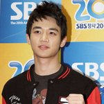 야구<b>잠바</b> 패션 어울리는 아이돌