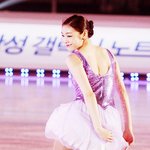 김연아 <b>지분</b>