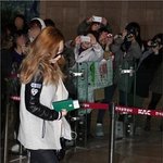 태연은 초록을 좋아해?? 봄맞이 패션 쫌 대박인 듯??