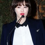 <b>진해</b>도 너무 진한 화장을 한 구혜선