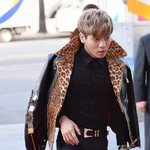 남자 아이돌의 <b>호피</b>패션 스타일