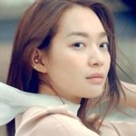 피어싱 유행까지 <b>선도</b>하는 신민아