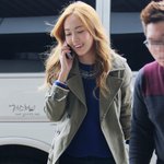 봄 훈녀 분위기 흘러 넘치는 제시카의 트렌치 코트핏