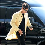 병아리 같은 <b>천정명</b> 공항패션