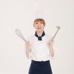 요리사 <b>복장</b>도 어울리는 아이돌