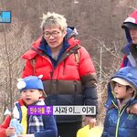 '아빠 어디가'의 윤민수씨가 <b>착용</b>한 가방 어떤가요??