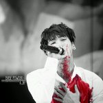 방백 음이 <b>발랄</b>해서 슬프다