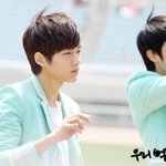 상큼발랄한 아이돌의 <b>민트</b>패션