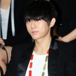 차분한 흑발 생머리<b>st</b>의 아이돌