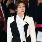 새 <b>헤어</b>스타일 너무 잘 어울리는 김연아