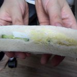 편의점에서 샌드위치샀는데.....