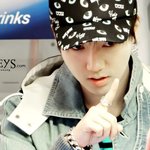 <b>예성</b>......화장하나?