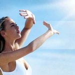 이제는 피부온도까지 낮춰주는 똑똑한 헤라 <b>쿨링</b> 무스