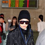 지드래곤, 콘서트 현장도 ‘미치<b>go</b>’ 패션센스도 ‘미치<b>go</b>’!