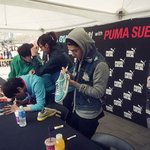 <b>b1a4</b> 팬싸인회 현장