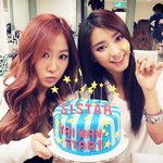 보라 소유 <b>케잌</b>들고