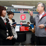 <b>kt</b> 이석채 회장과 현장직원의 소통, 이석채 회장 영업현장 방문기
