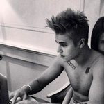 결국 재결합한 저스틴 <b>비버</b>랑 셀레나 고메즈ㅋㅋㅋ