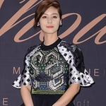 귀족패션 선보인 김성령 , <b>미스</b>코리아 출신 인증한 발광 미소