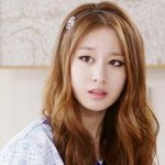 다양한 환자복 <b>차림</b>의 스타들