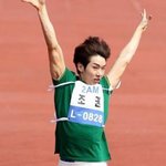 다양한 아이돌 만세 <b>포즈</b> 모음
