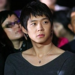 남자들도 쇄골이 대세 쇄골이 이쁜 남자 아이돌들