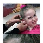 귀 한쪽이 없는 소녀를 위해.<b>jpg</b>