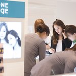 [직찍/초근접사] 크리스탈 백화점 쇼핑 모습 발견! 대박이구<b>낭</b>