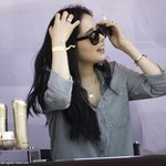 <b>라섹</b>해서 선글라스 끼고 팬사인회한 한가인