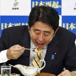 개념을 밥<b>말아</b> 먹은 인간