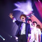 조금 더 <b>볼륨</b>을 높여줘