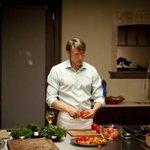 싸이코패쓰 <b>미드</b> 한니발에게 저녁상 추천해줘유