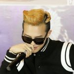 지드래곤이 <b>용준형</b> 따라함